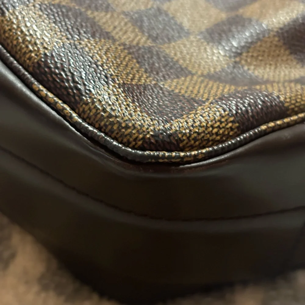 🔥🔥Unisex Louis Vuitton Brown Damier Ebene Leather Crossbody/Messenger Bag 🔥🔥